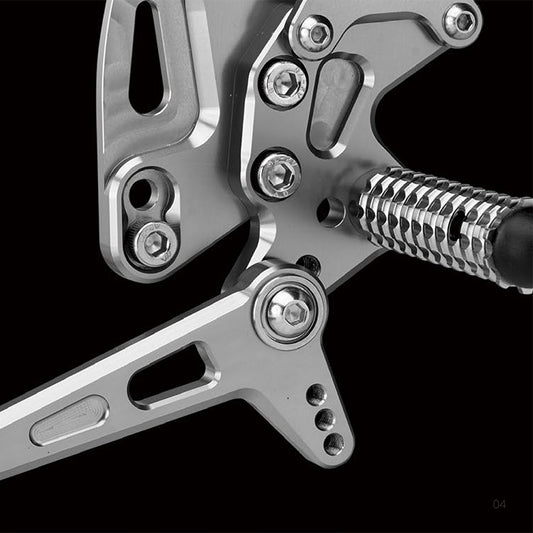 MOTO-TRON REV Rear Sets - Triumph