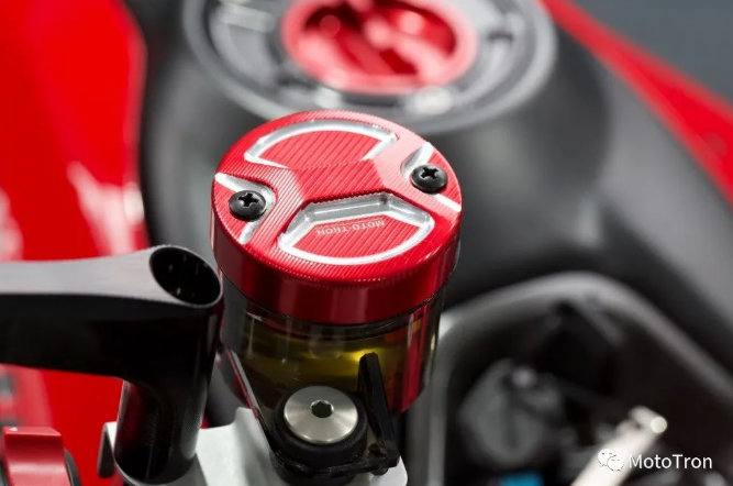 MOTO-TRON Aluminum Dress-Up Caps & Covers - Ducati