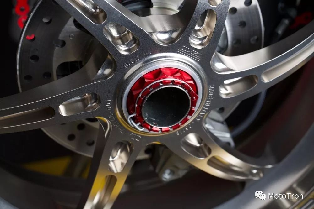 MOTO-TRON Rear Axle Nut - Ducati