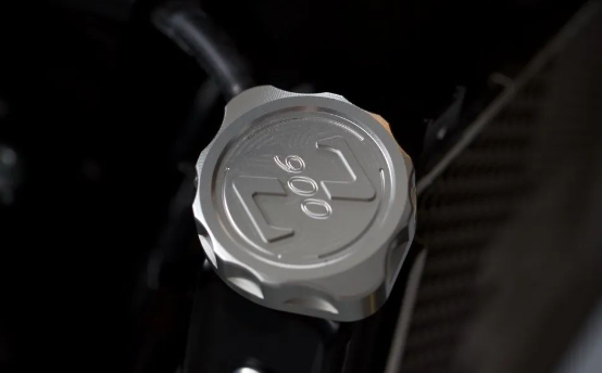 MOTO-TRON Aluminum Dress-Up Caps & Covers - Kawasaki