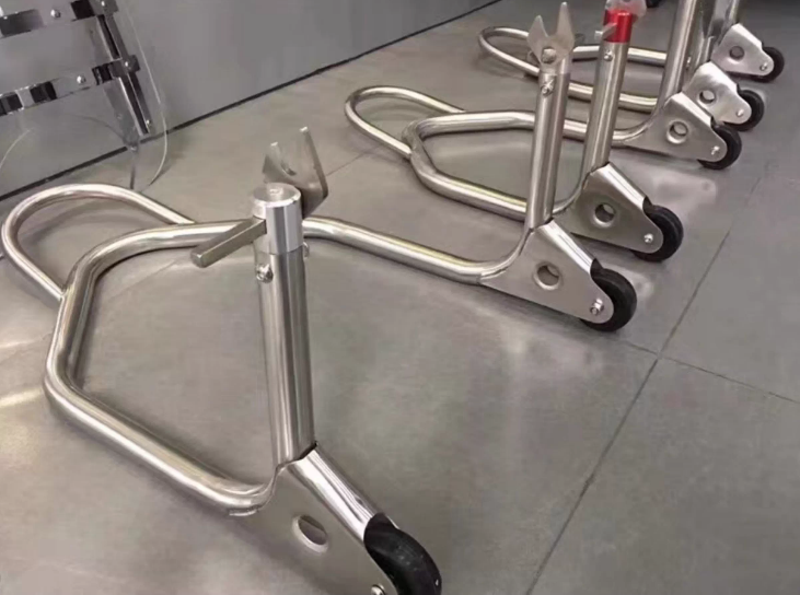 MOTO-TRON Paddock Stands
