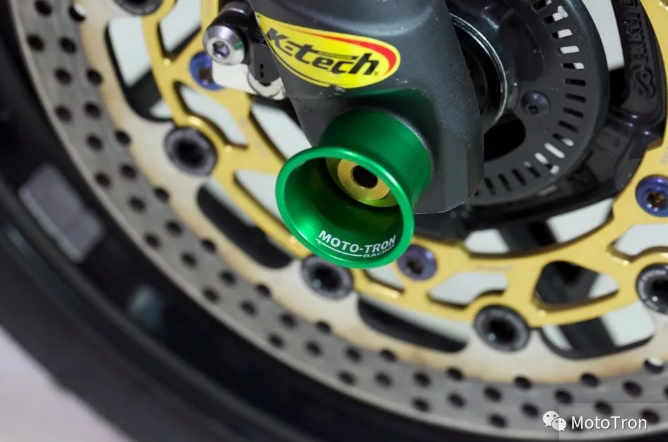 MOTO-TRON Axle Protector Cups - Kawasaki